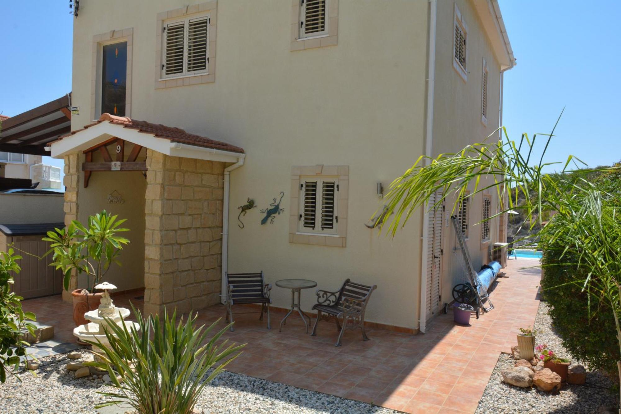 Villa Ocean Breeze Peyia Exterior photo