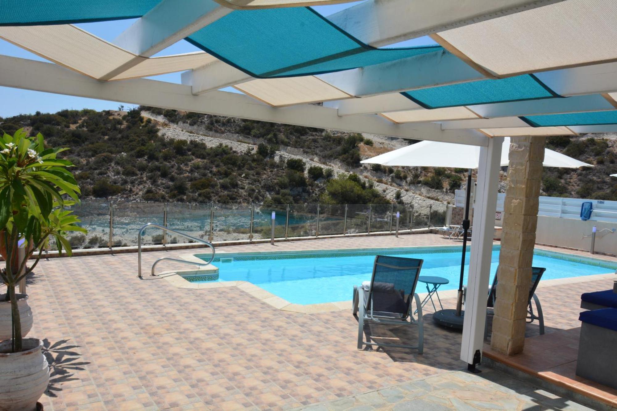 Villa Ocean Breeze Peyia Exterior photo