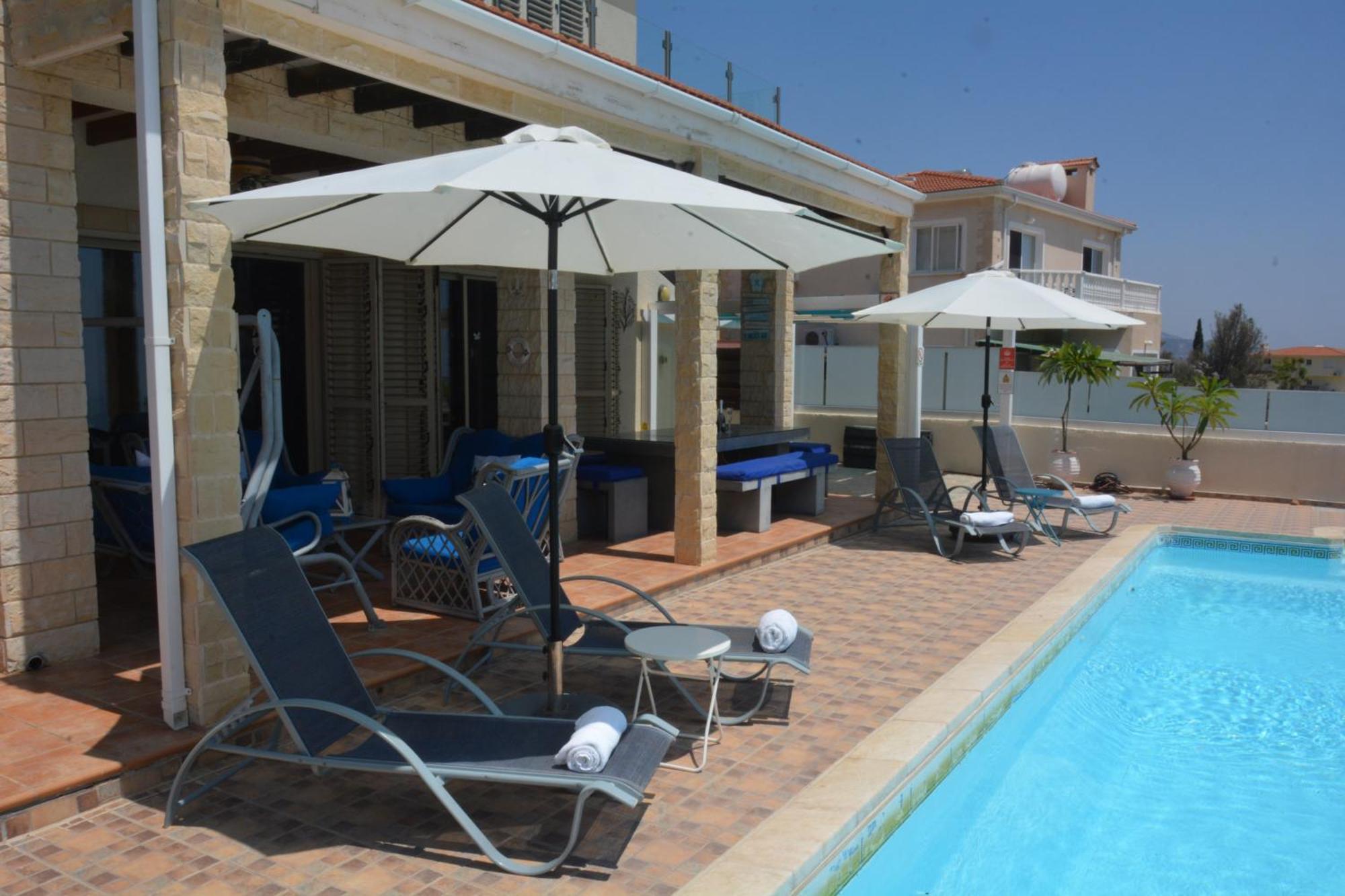 Villa Ocean Breeze Peyia Exterior photo