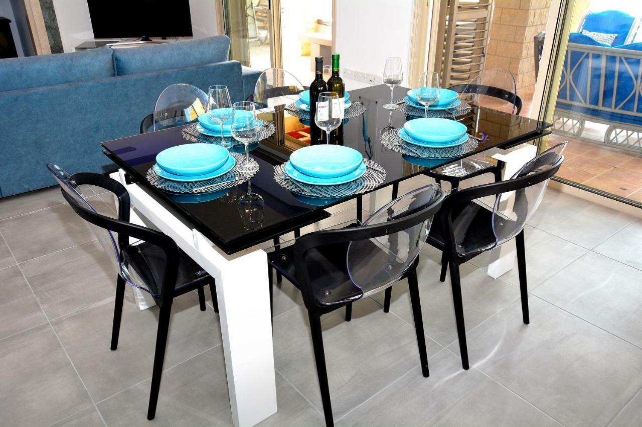 Villa Ocean Breeze Peyia Exterior photo